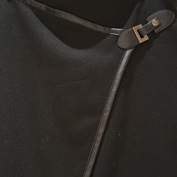 Egerie Paris Black Asymmetrical Skirt - Picture 2 of 3